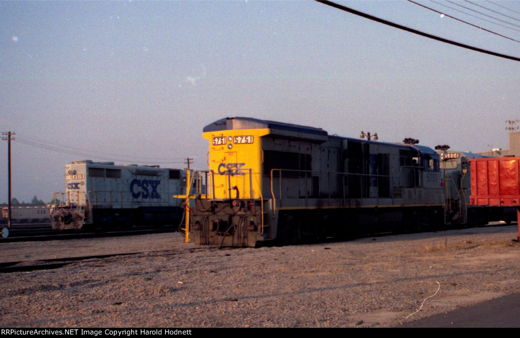 CSX 5751